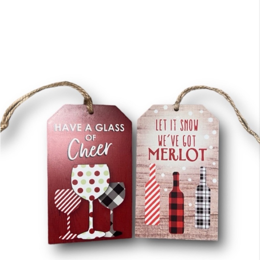 Set of Two Ganz Wooden Wine Gift Tags / Ornaments